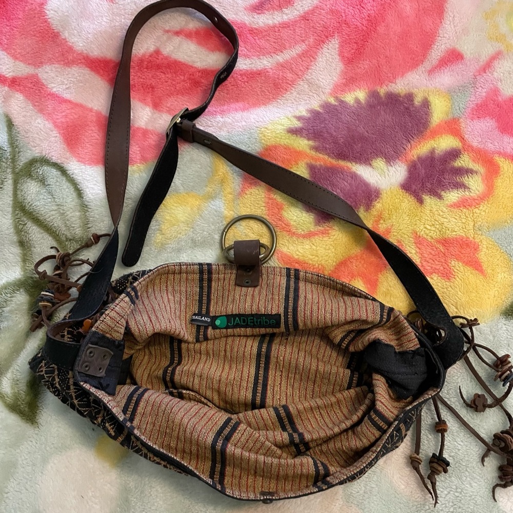 JADETribe crossbody bag - Picture 5 of 5